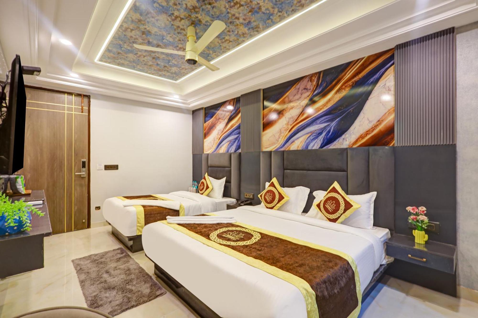 Hotel Armani Suites By Smart Group Нью-Дели Экстерьер фото